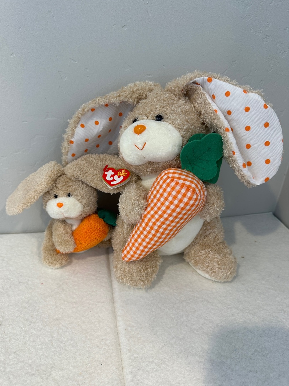 New 2005 Ty Beanie Babies Bunny Veggies Collection Set